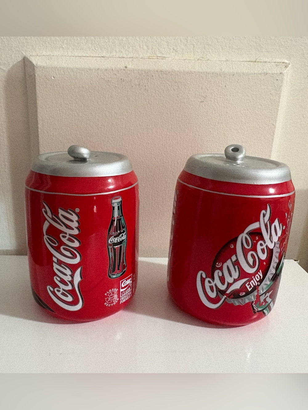 1999 GibsonCollectable Coca-Cola Red and Silver Can-Style Salt & Pepper Shakers